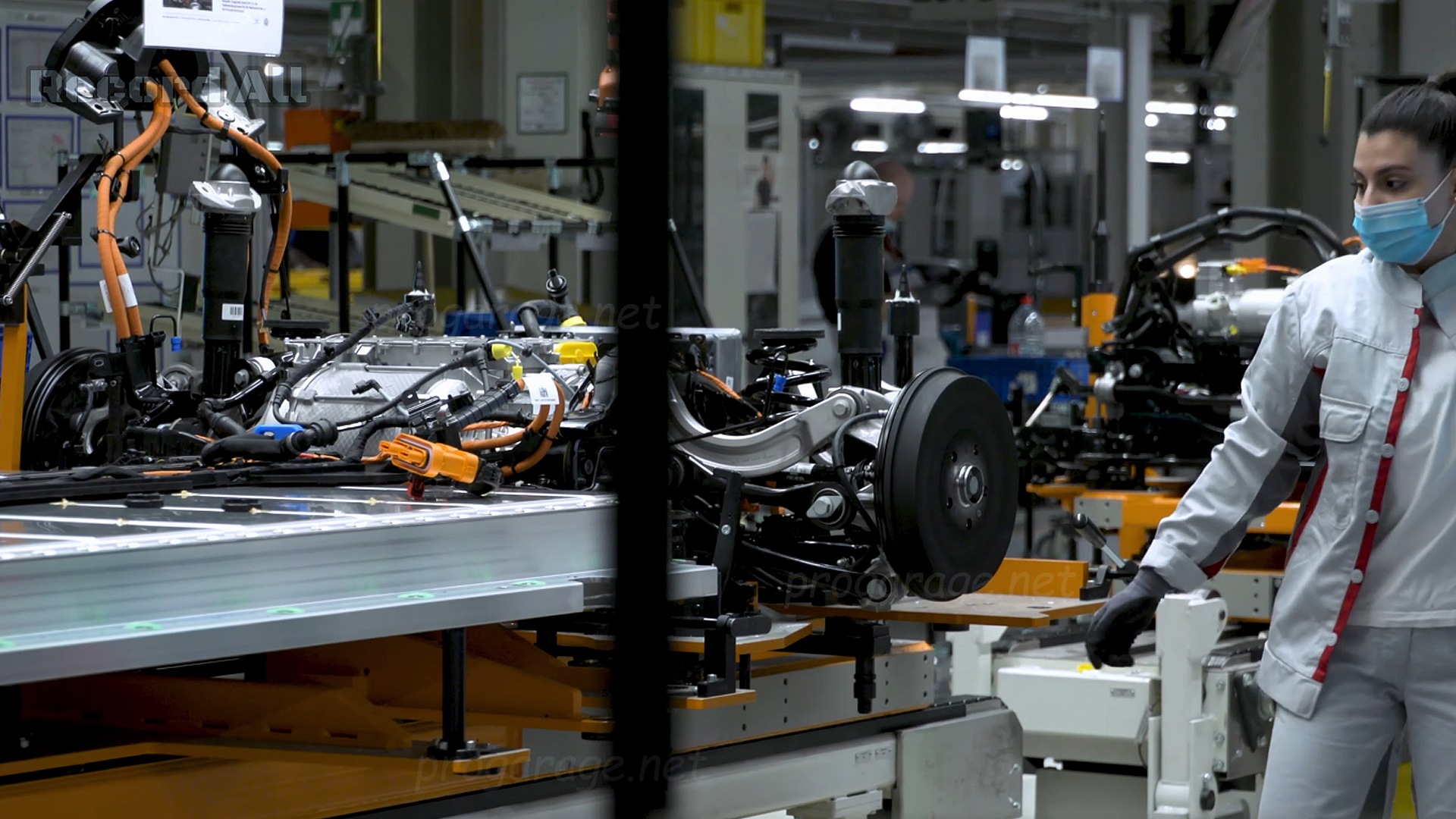 Задние барабанные тормоза Audi Q4 e-tron